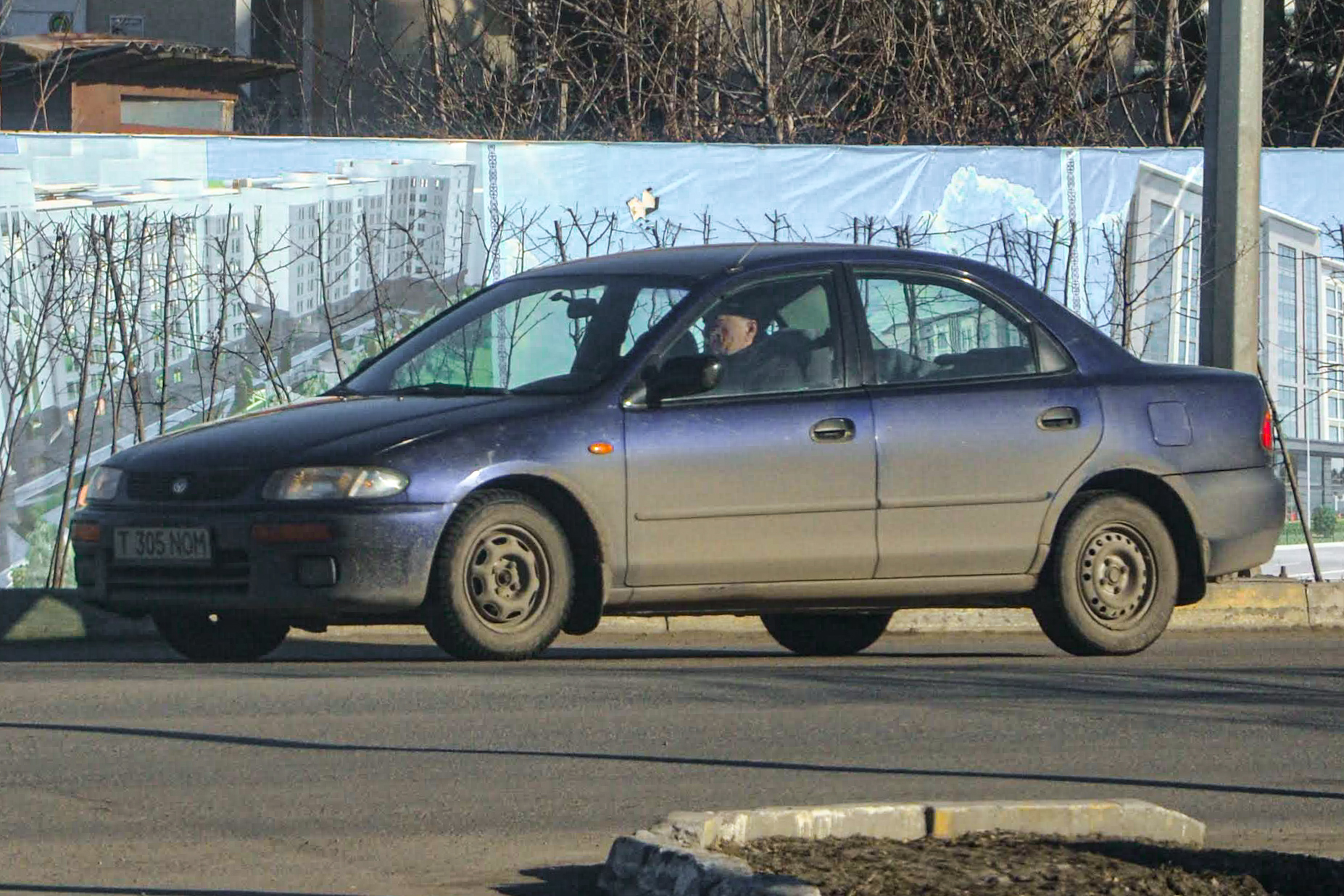 T 305 NOM, Mazda 323 5th gen S (Protégé/Lantis/Familia) Sedan (BA), 1994–1998