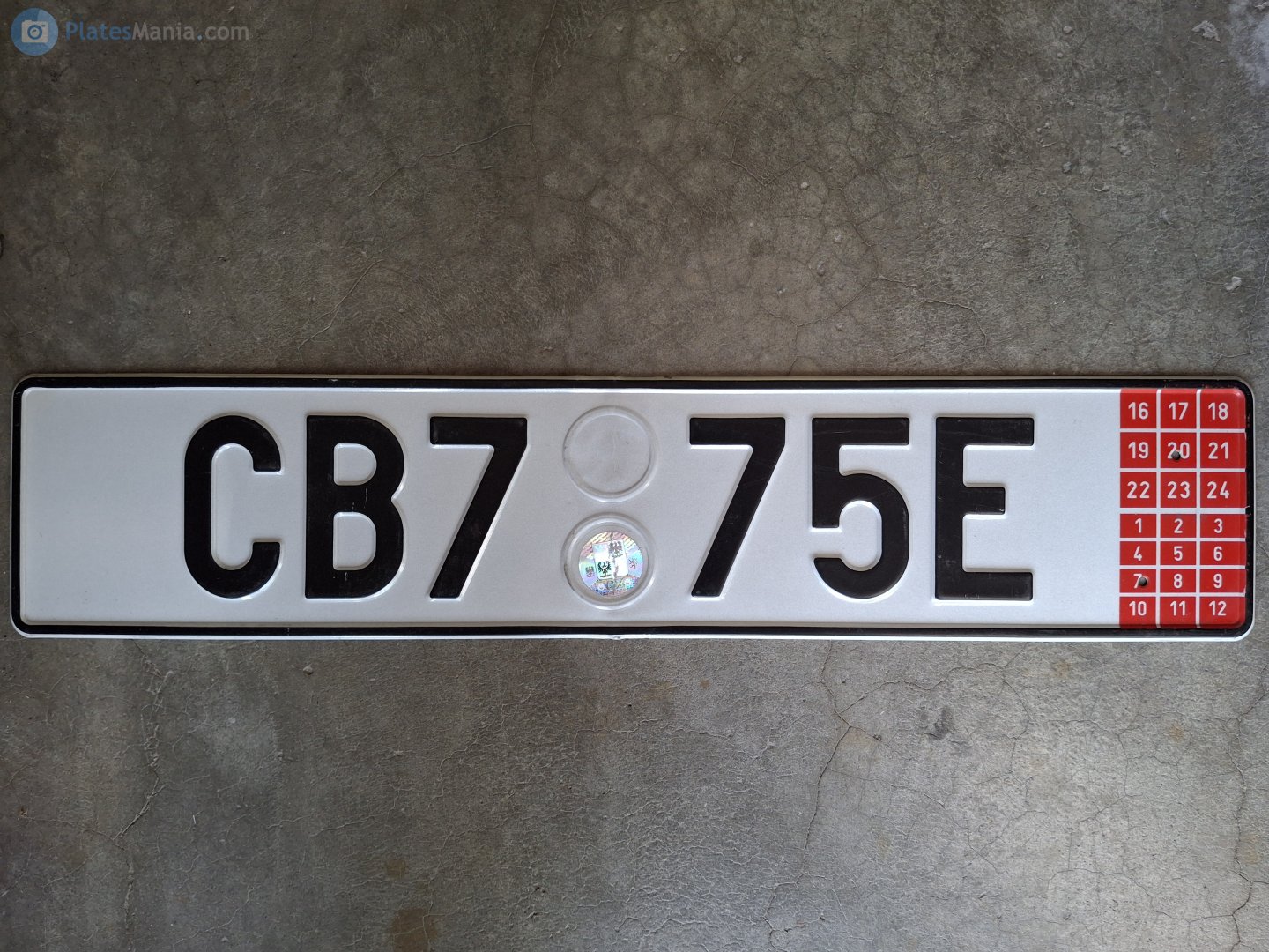 CB7 75E, License plate without vehicle 