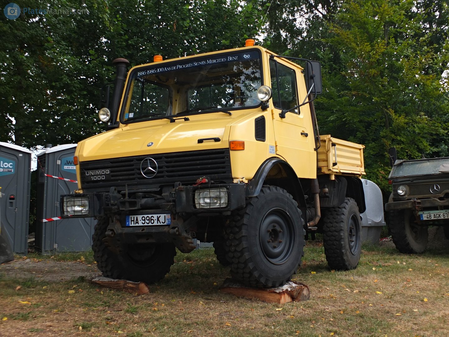 HA-996-KJ, Mercedes-Benz Unimog 424/425/427/435/436/437.1 Heavy Series, 1975­–2002
