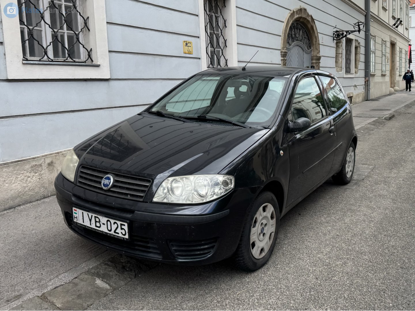 IYB-025, FIAT Punto 2nd gen (Classic) 3-door Hatch (188), facelift, 2003–2010
