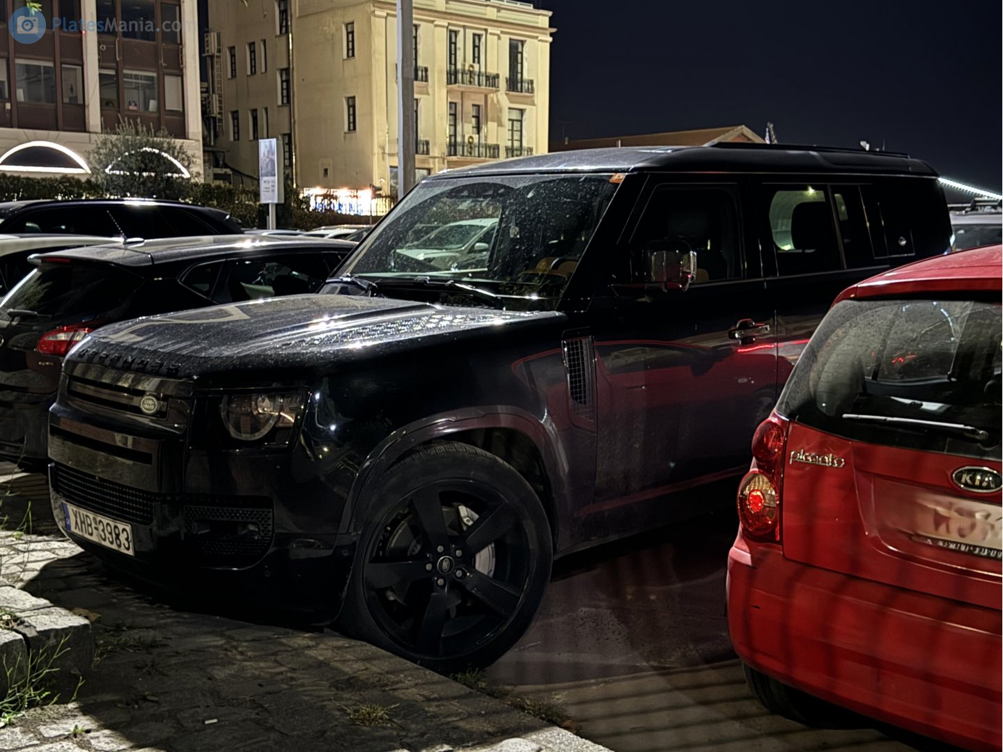 XHB-3983, Land Rover Defender 2nd gen 110