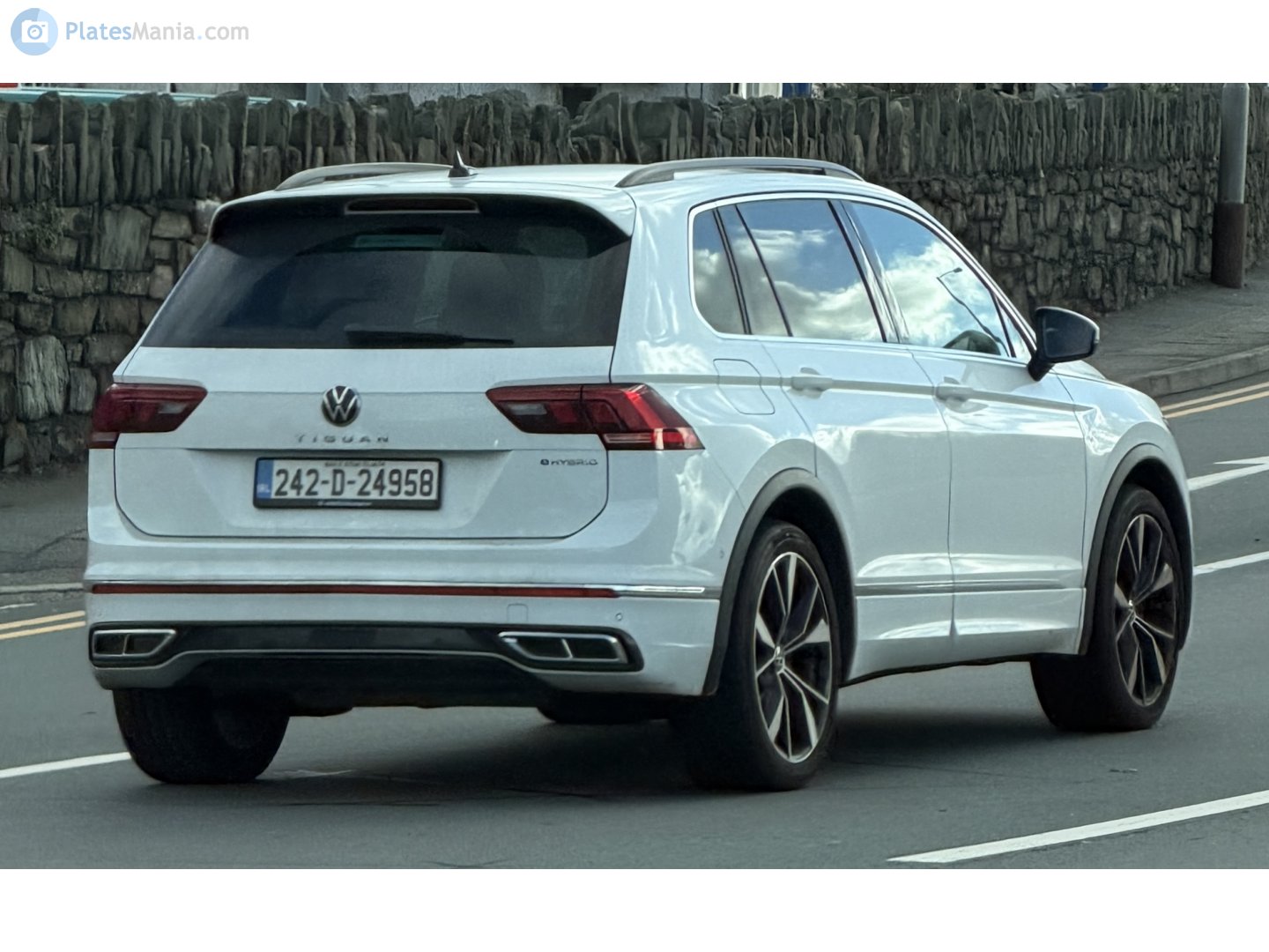 242-D-24958, Volkswagen Tiguan 2nd gen (AD/AX/Allspace/L), facelift, 2020–2024