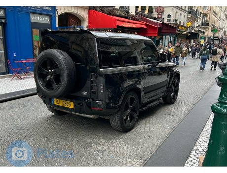 RJ 0925, Land Rover Defender