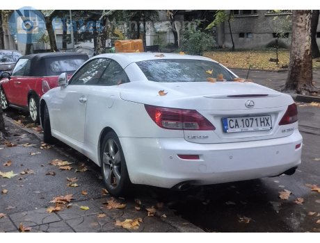 CA 1071 HX, Lexus IS