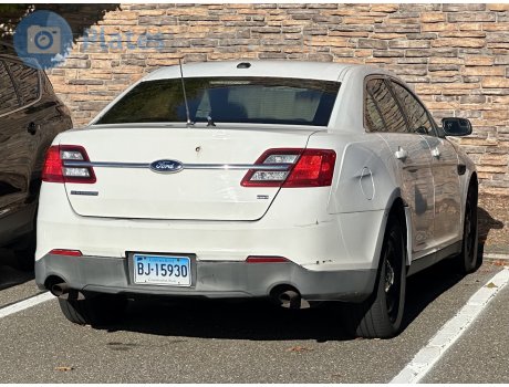 BJ-15930, Ford Police Interceptor Sedan