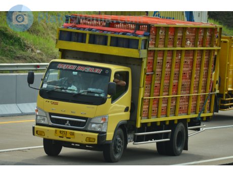 E 9253 QA, Mitsubishi Fuso Canter