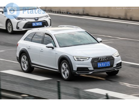 京N·RA725, Audi A4