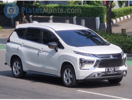 B 2428 UZO, Mitsubishi Xpander