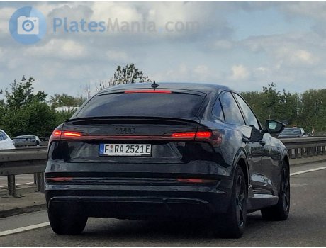 F RA 2521 E, Audi e-tron