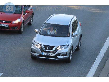 AT 9284 EH, Nissan Rogue