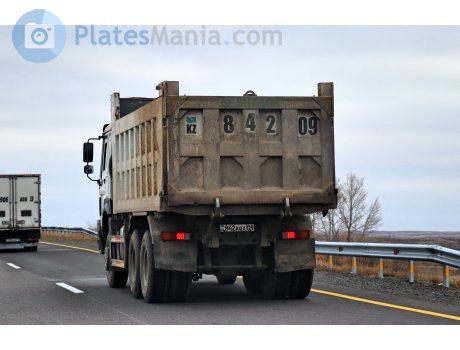 842 AQX 09, CNHTC (Sinotruk) Howo 7-Series