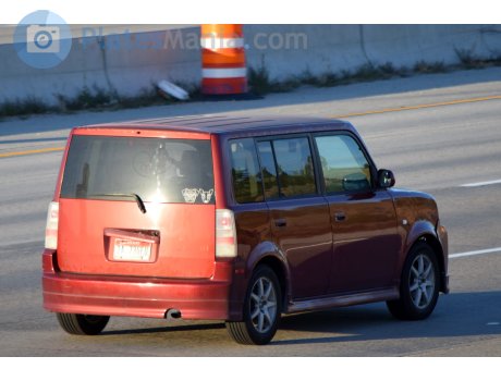 1A 736FU, Scion xB