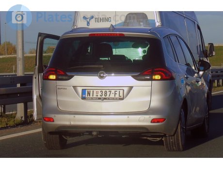 NI 387-FL, Opel Zafira