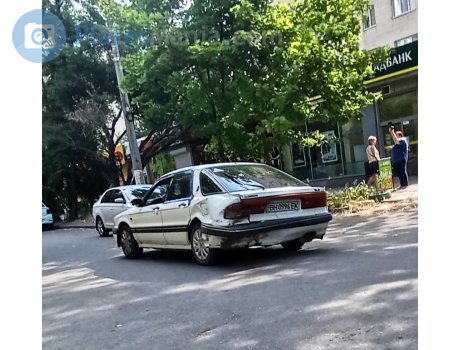 BH 0996 EK, Mitsubishi Galant