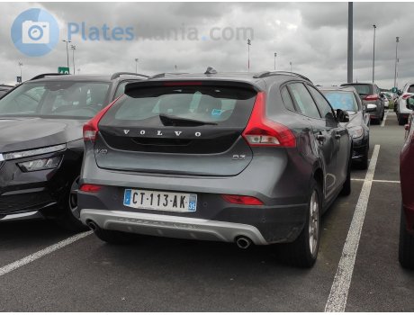 CT-113-AK, Volvo V40