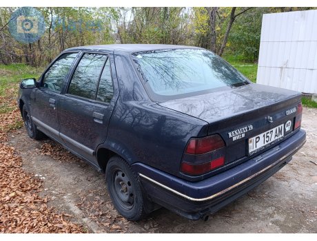 P 157 AM, Renault 19