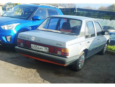 о054мт39, Opel Ascona