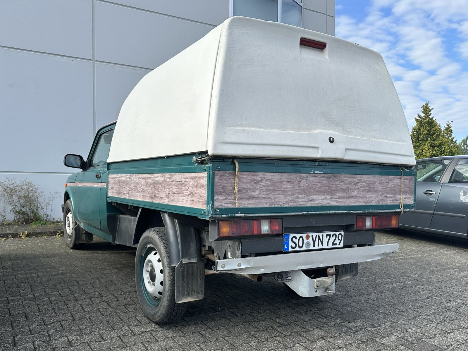 SO YN 729, Lada (VAZ) ФВК-2302 Бизон 