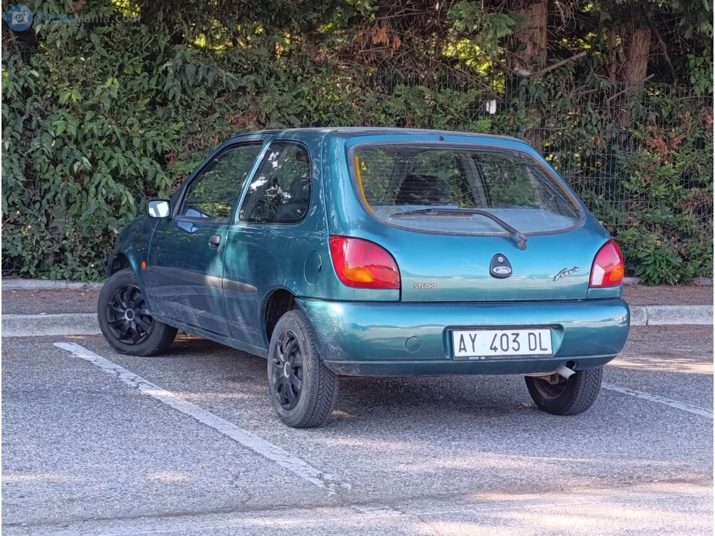 AY 403 DL, Ford Fiesta 4th gen 3-door Hatch (JAS; BE91), 1995–1999