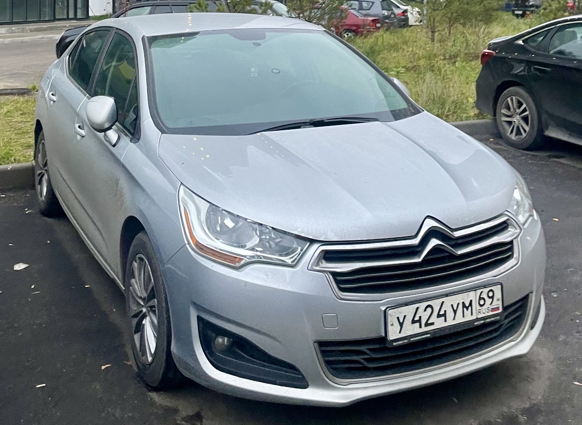 у 424 ум 69, Citroёn C4 2nd gen Sedan (B73), 2012–2016 (–2017 for LATAM-market)