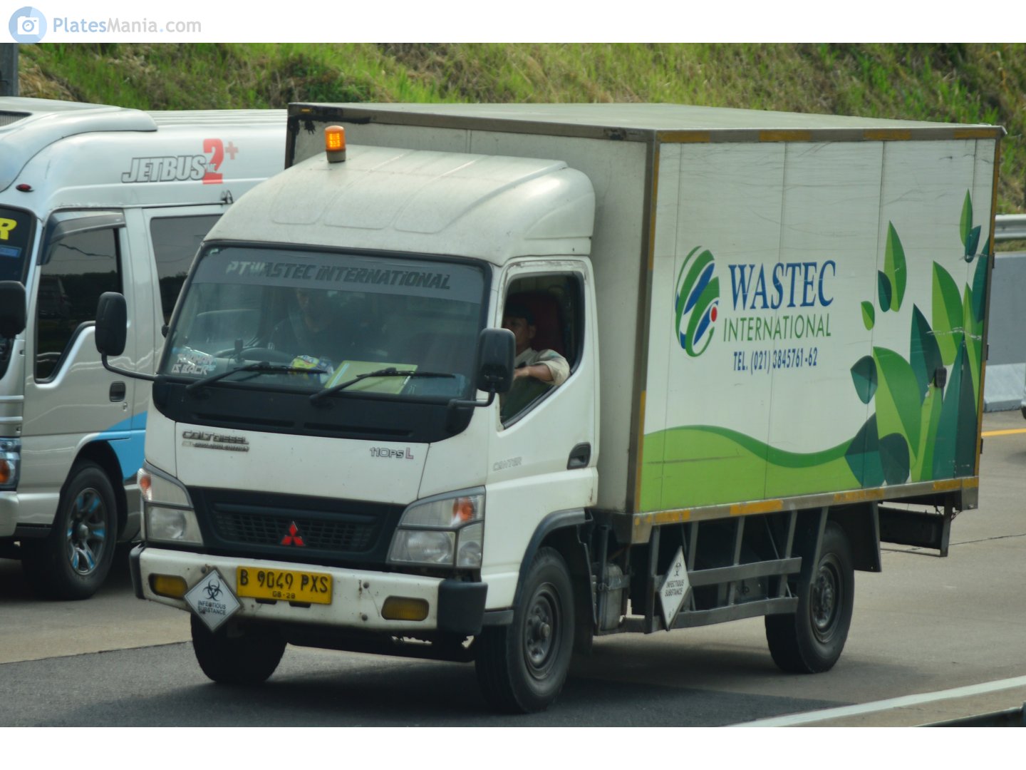 B 9049 PXS, Mitsubishi Fuso Canter 1st gen (FE7/FE8), 2002–2017