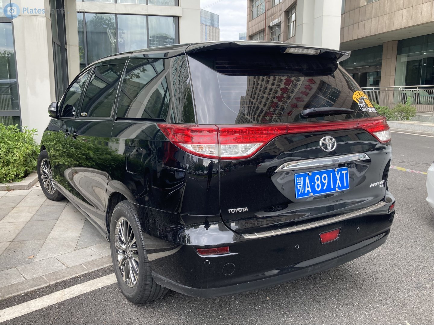 鄂A·891XT, Toyota Previa 3rd gen (R50), 1st facelift, 2008–2016