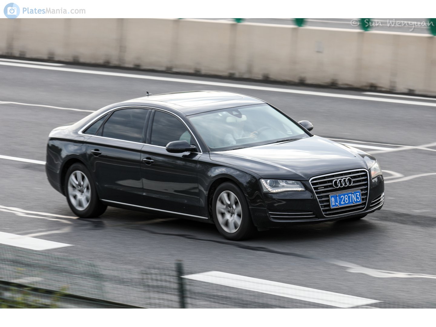 鲁J·287N3, Audi A8 3rd gen (D4/4H), 2009–2013