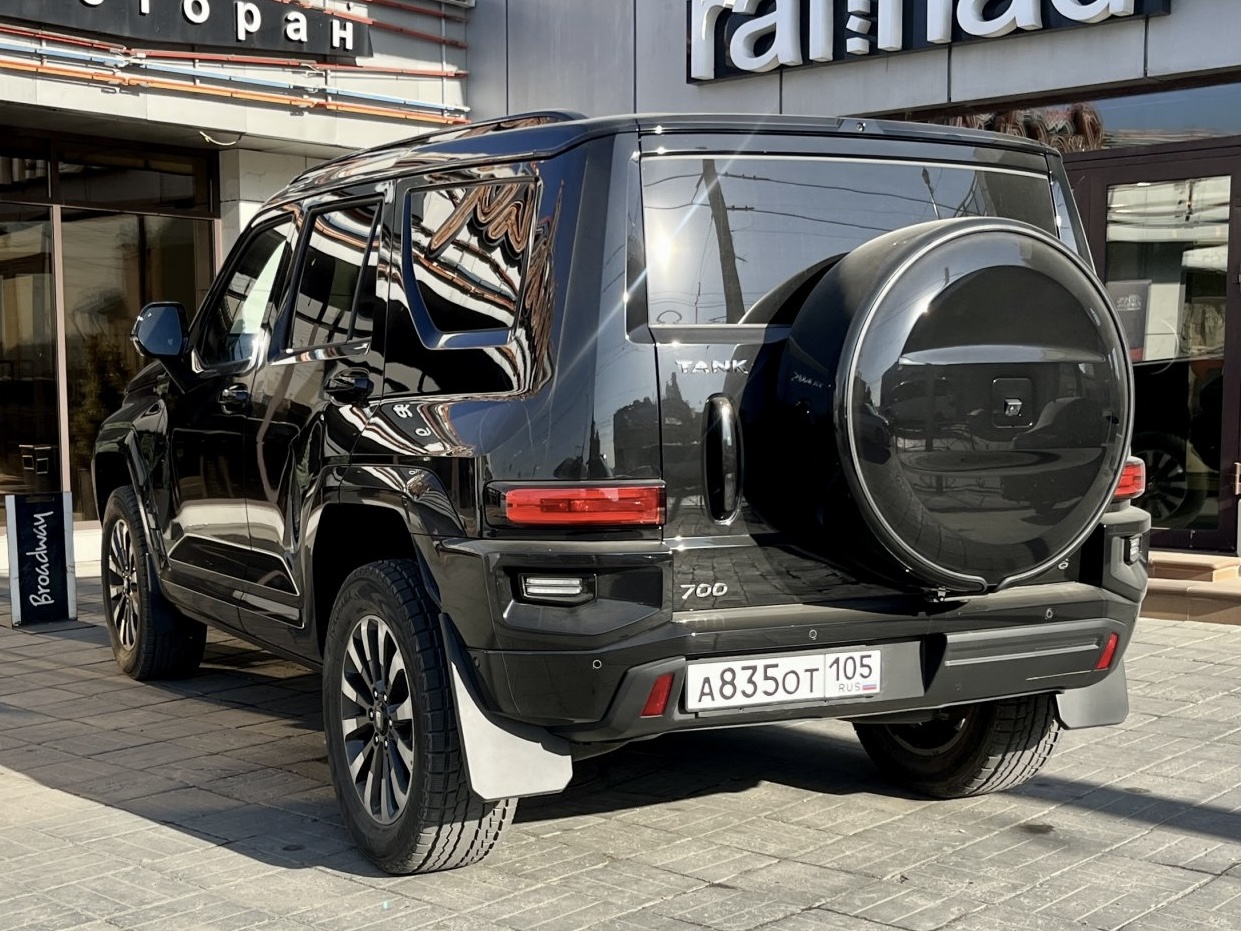 а 835 от 105, Tank 700 1st gen, 2024–