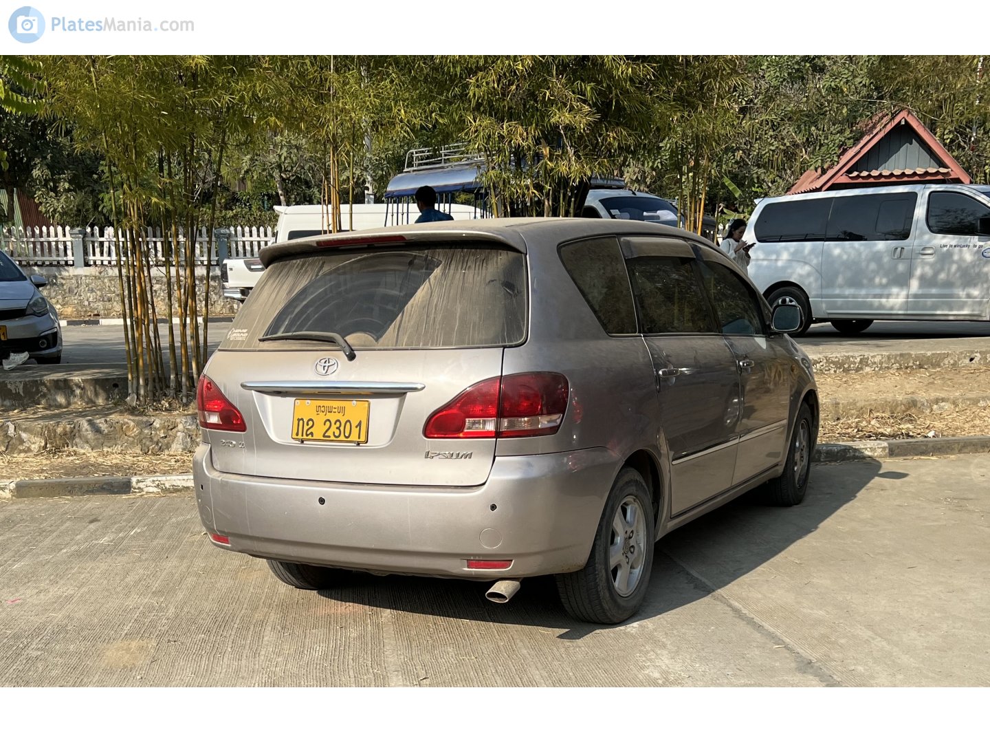 ກຂ 2301, Toyota Ipsum 2nd gen (M20), 2001–2009