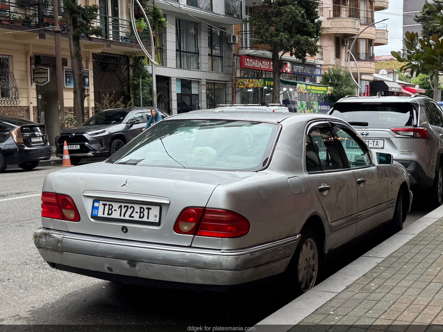 TB-172-BT, Mercedes-Benz E-Klasse 2nd gen Sedan (W210), 1995­–2002