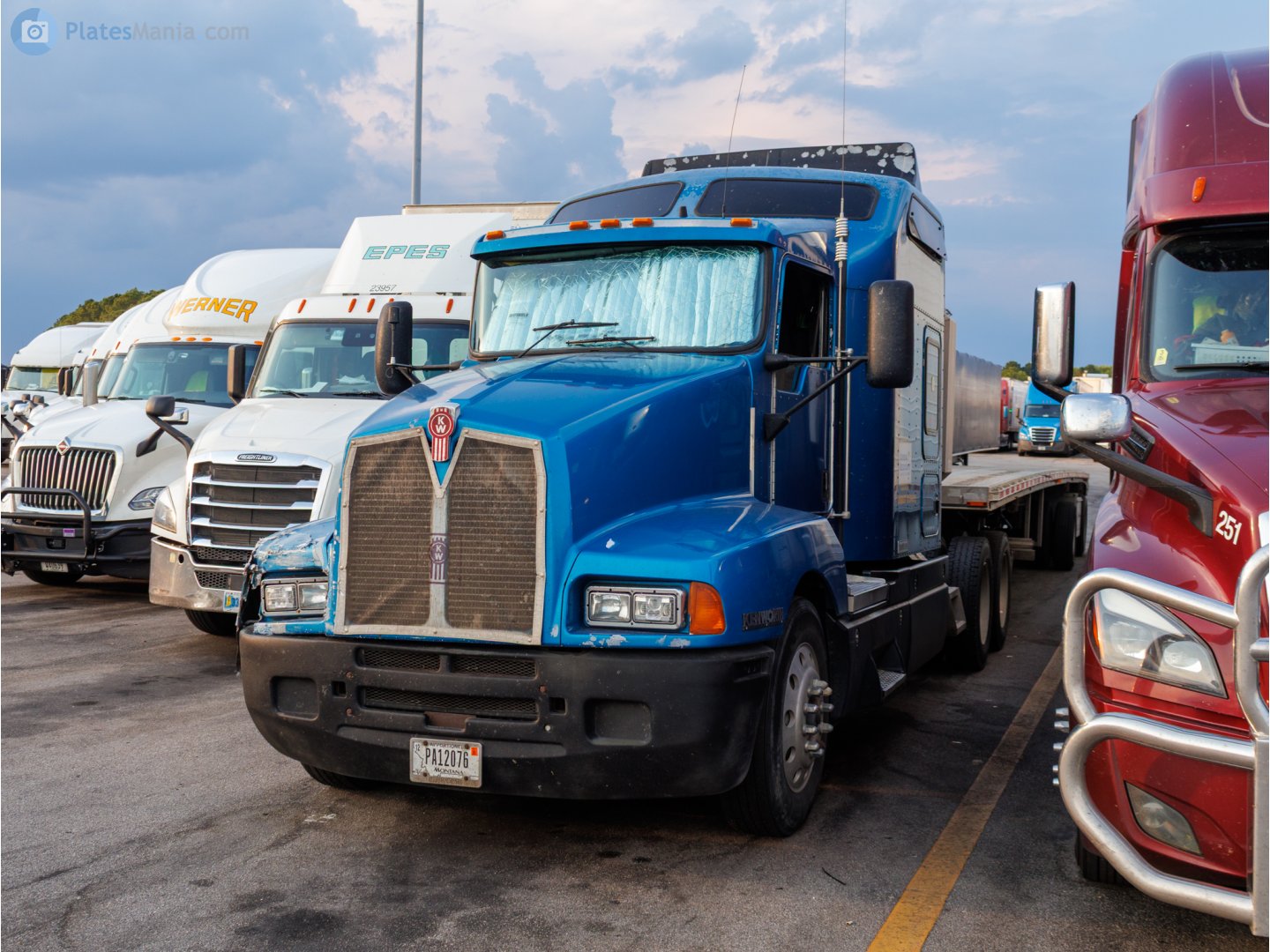 PA12076, Kenworth T600 3rd gen (T600B), 1995–2008