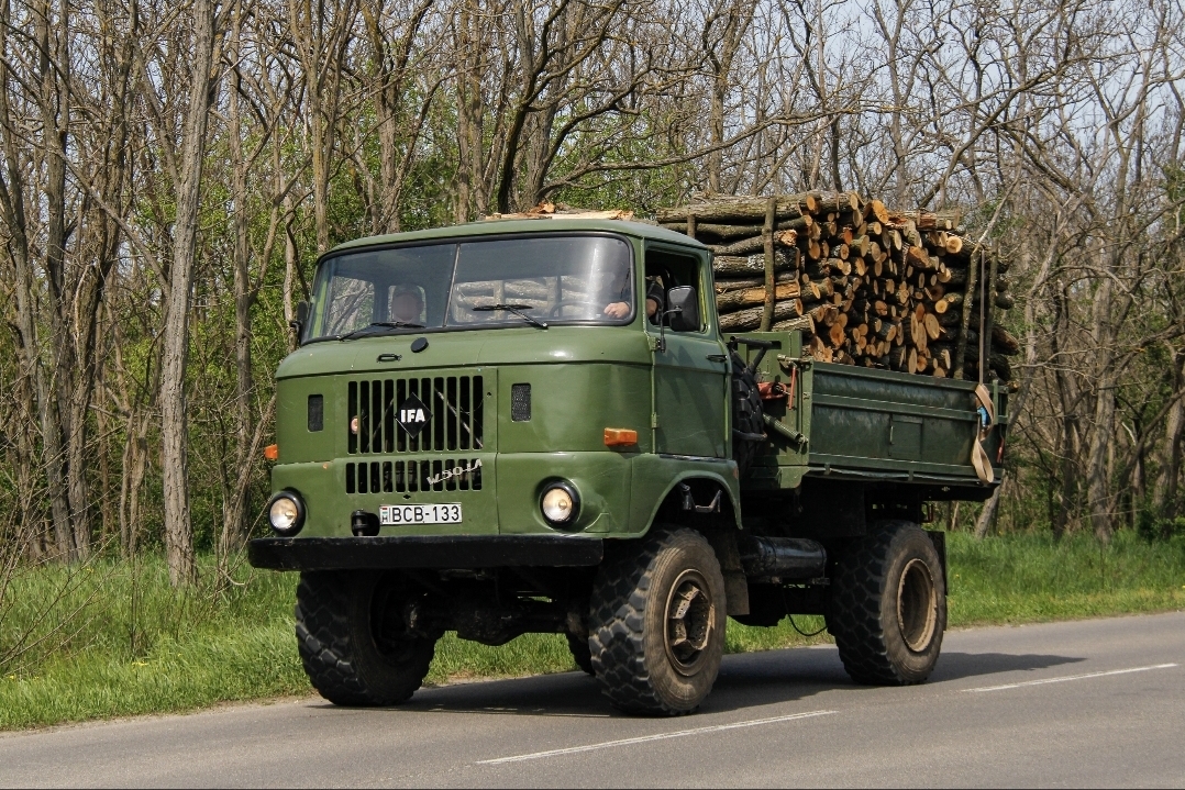 BCB-133, IFA W50L W50LA 4×4, 1967–1990