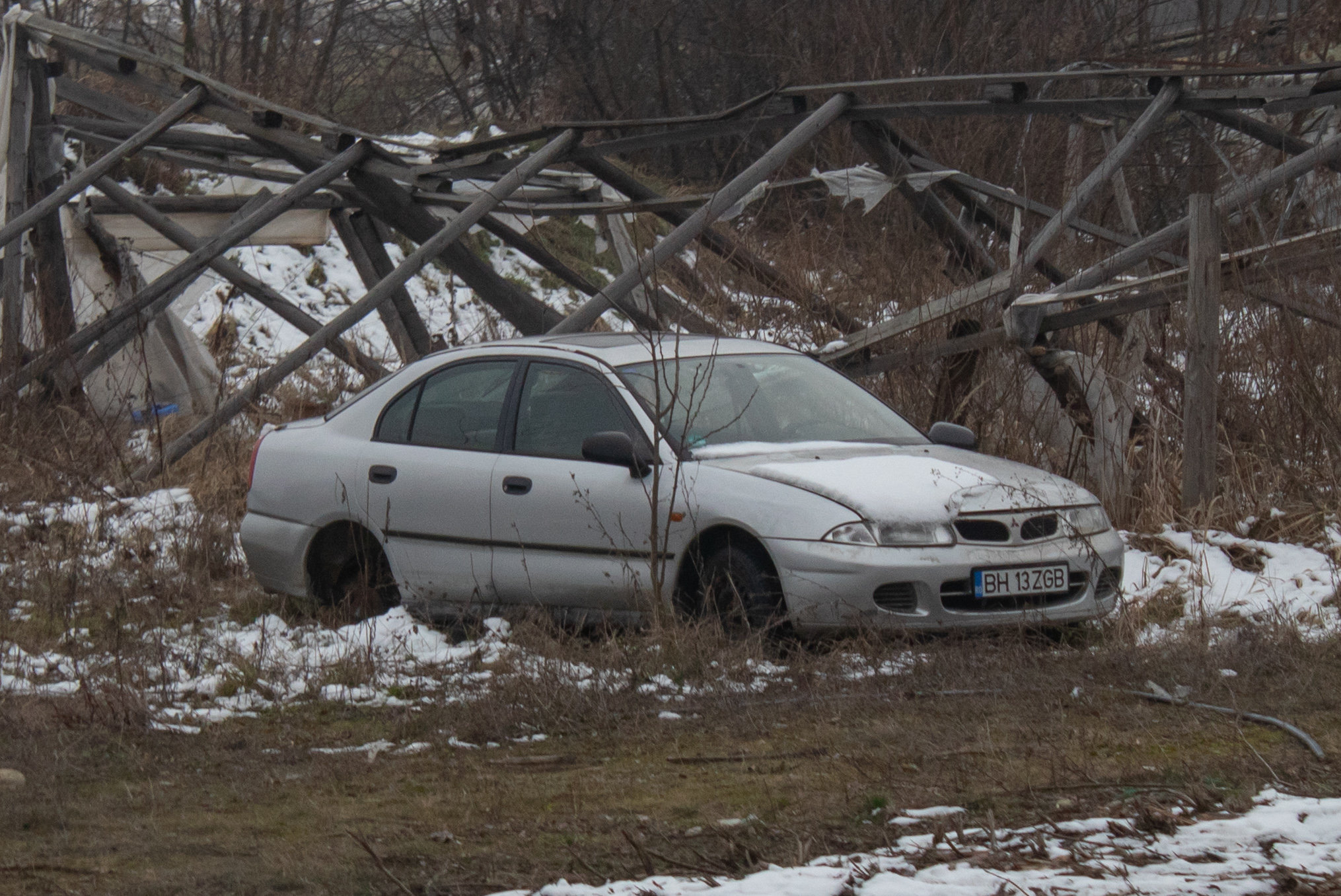 BH 13 ZGB, Mitsubishi Carisma 1st gen Liftback (DA1A), 1995–2001