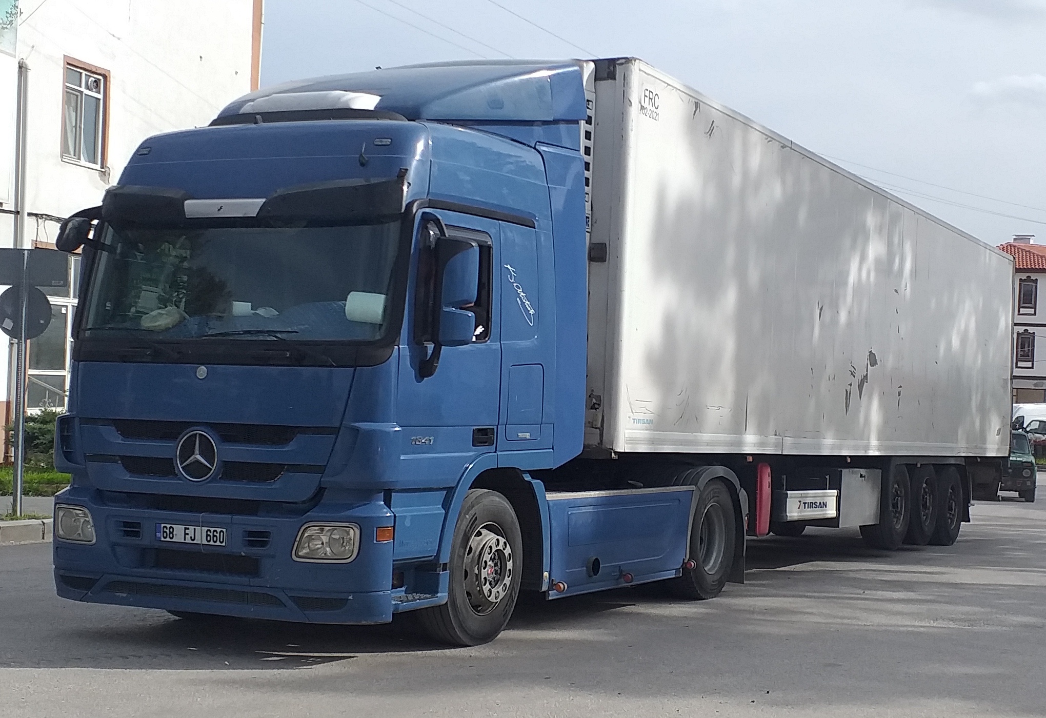 68 FJ 660, Mercedes-Benz Actros 2nd gen (MP2/MP3), 2002–2020
