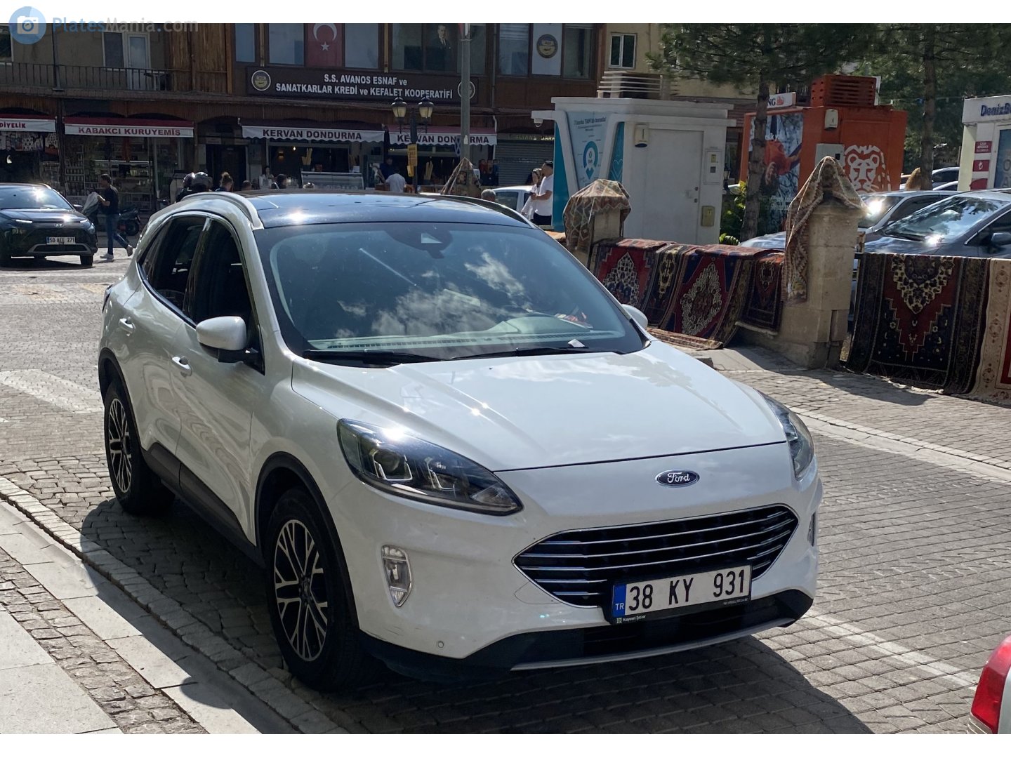 38 KY 931, Ford Kuga 