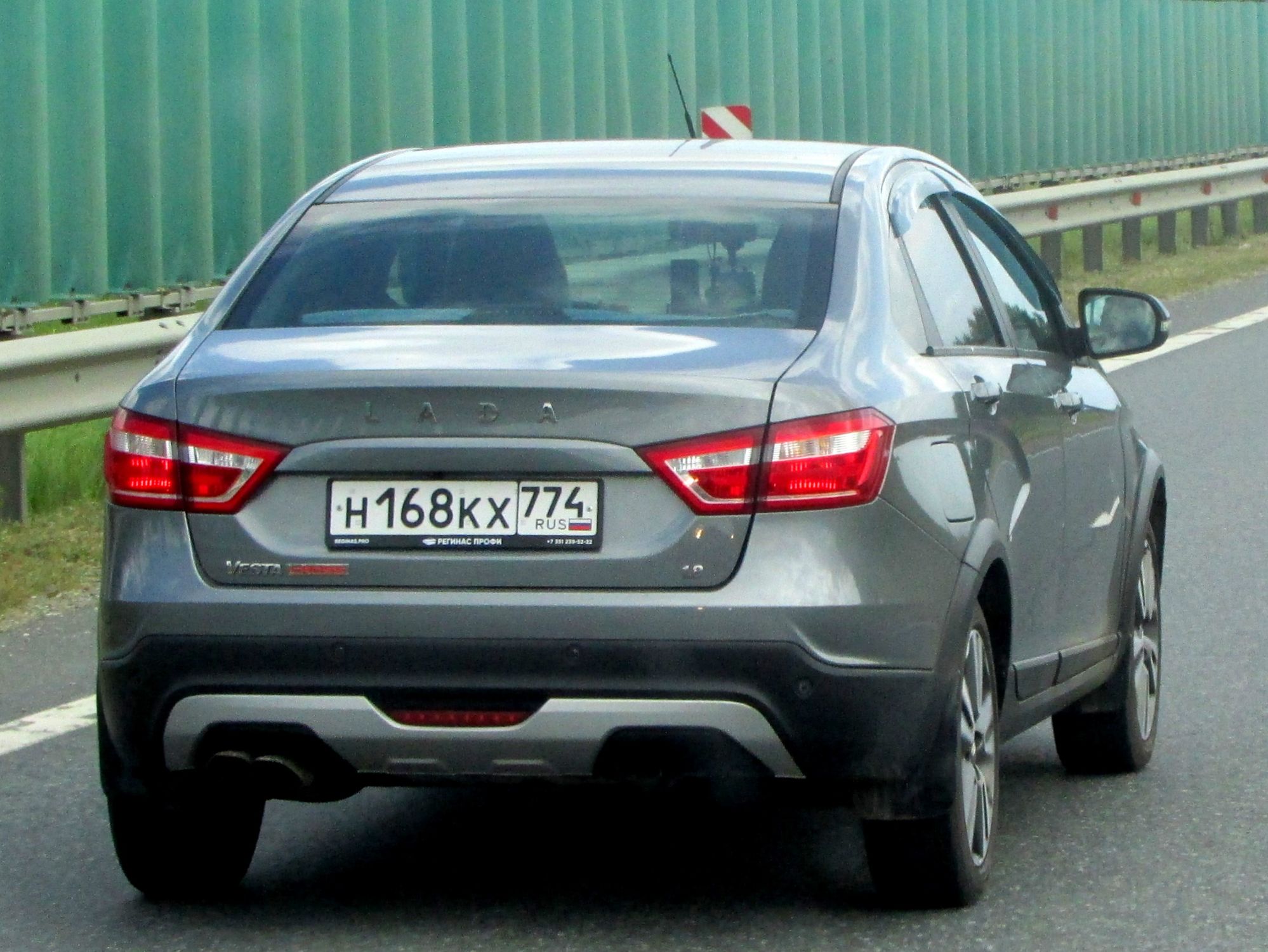 н 168 кх 774, Lada (VAZ) Vesta 1st gen Cross Sedan (GFL), 2018–2022