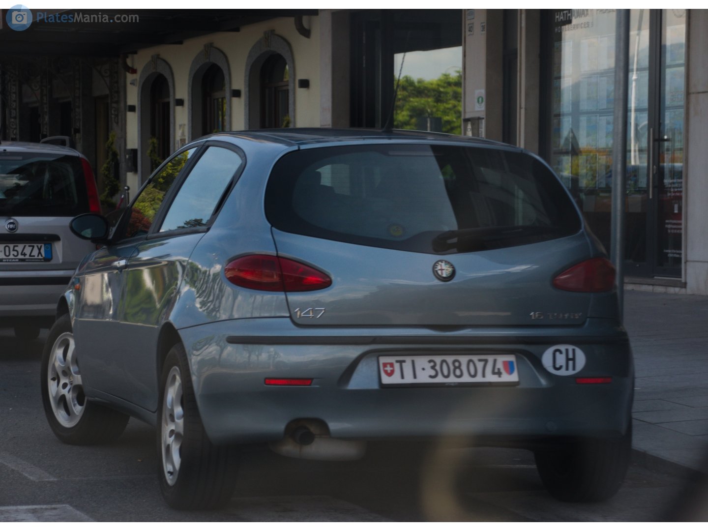 TI 308074, Alfa Romeo 147 1st gen 5-door Hatch (937B), 2000–2004