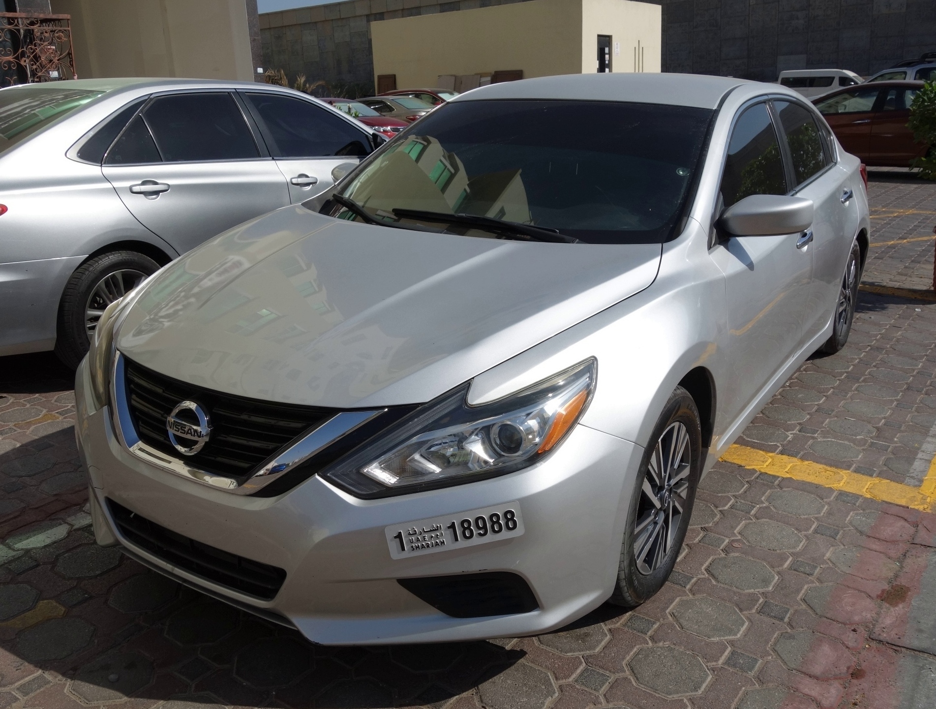 1 18988, Nissan Altima 