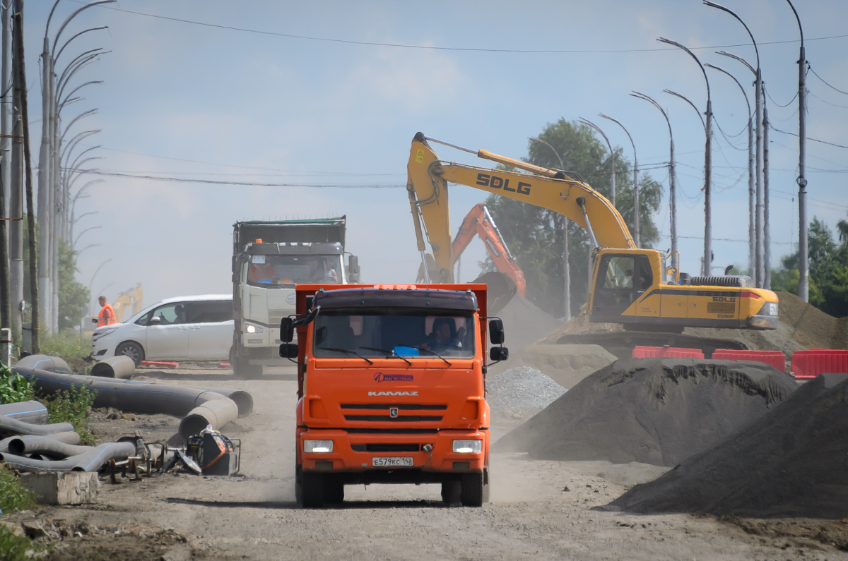 е 579 кс 142, KamAZ 6511 65115, 1999–