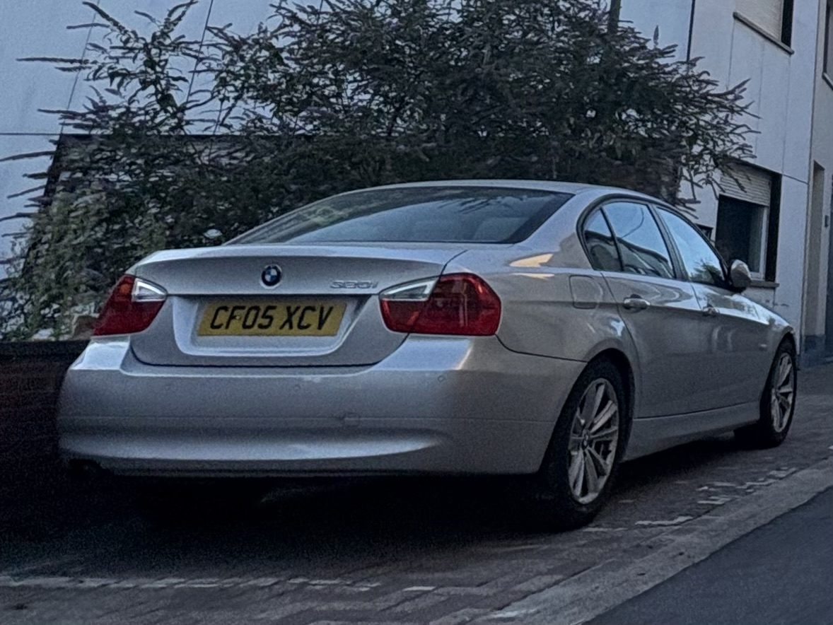 CF05XCV, BMW 3 Series 5th gen Sedan (E90), 2005–2011