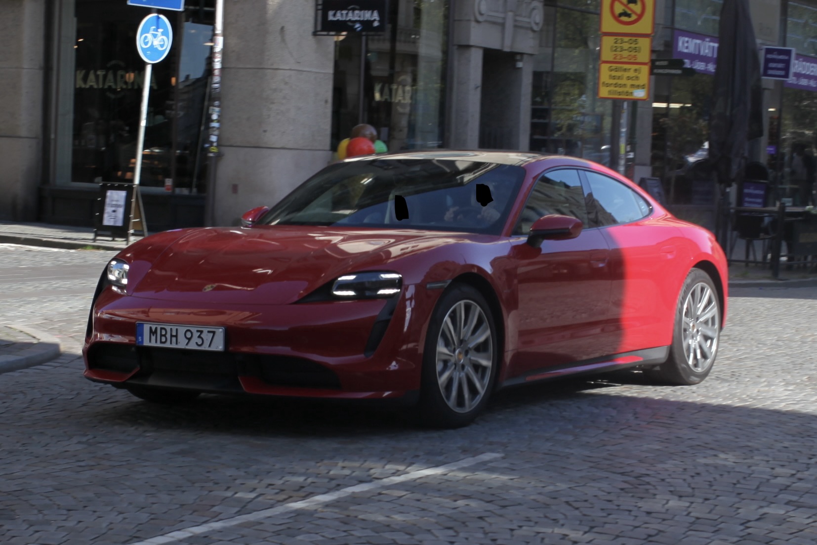 MBH 937, Porsche Taycan 1st gen Sedan (9J1), 2019–2024