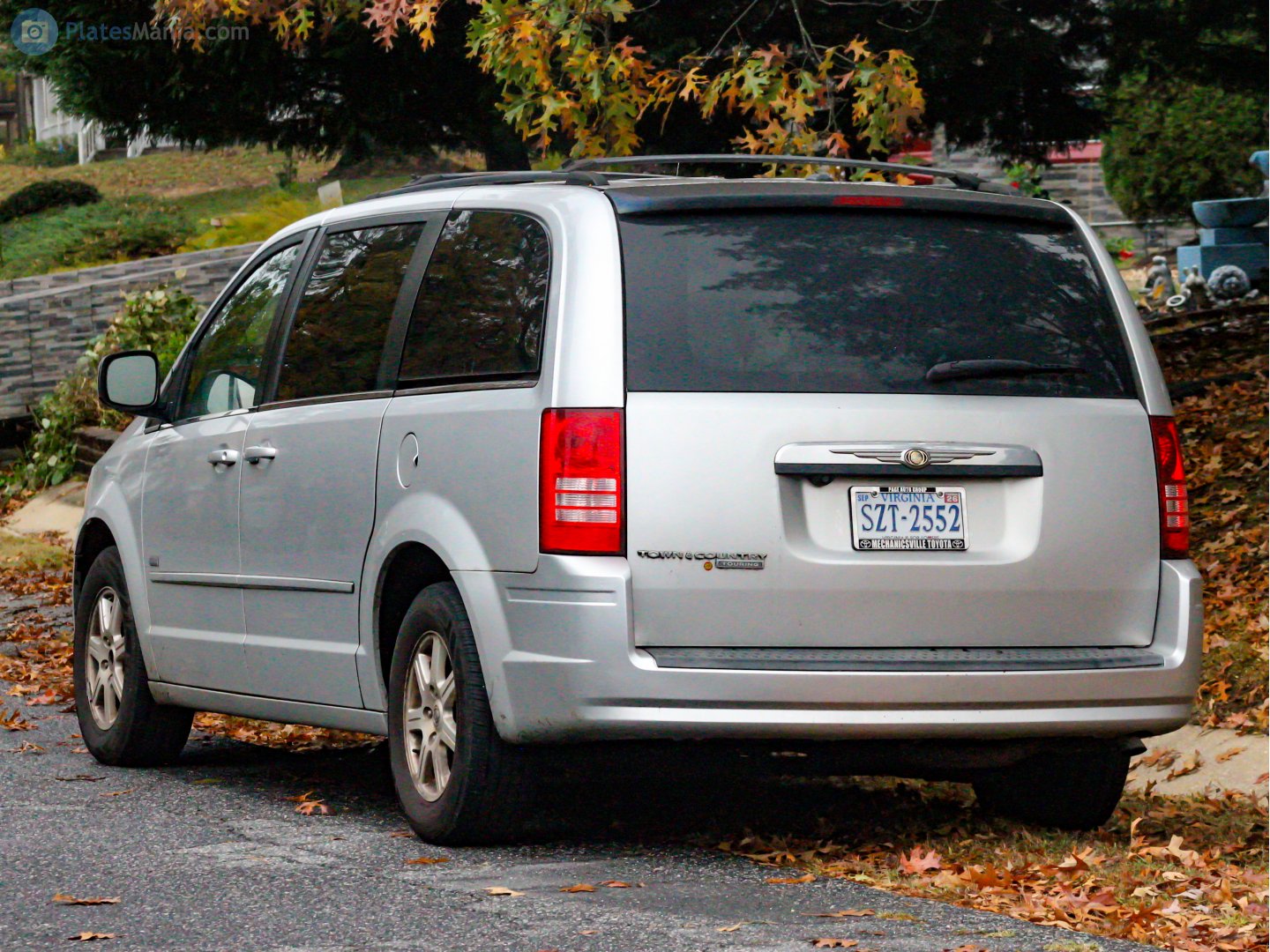 SZT-2552, Chrysler Town&Country 5th gen Minivan (RT), 2007–2010
