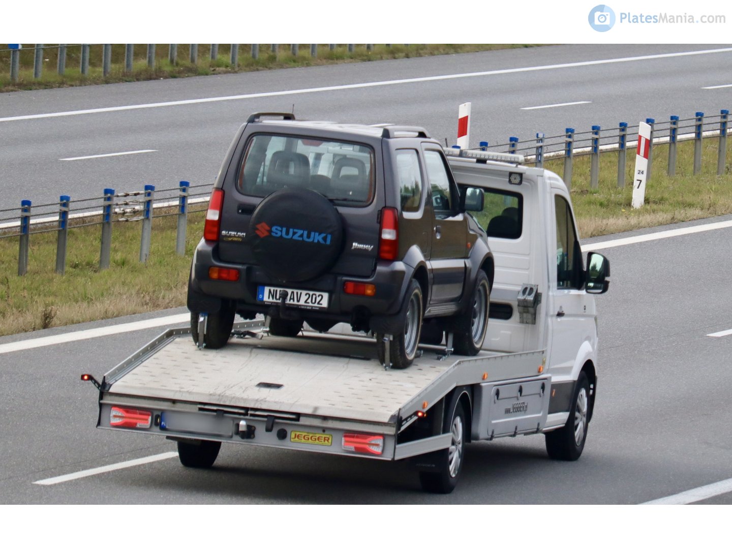 NU AV 202, Suzuki Jimny 3rd gen (JB), 1998–2018