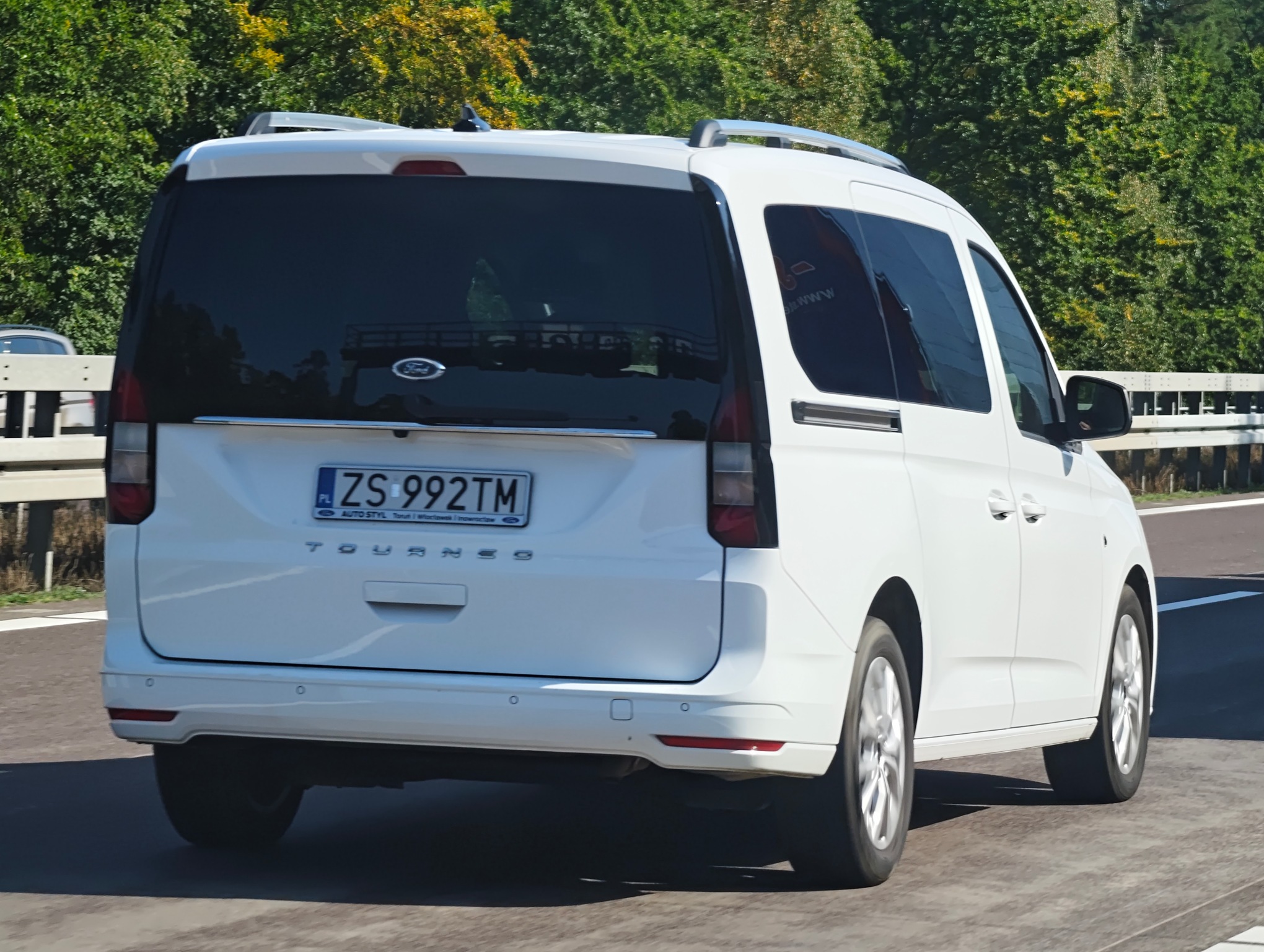 ZS 992TM, Ford Tourneo Connect 3rd gen (V761), 2021–