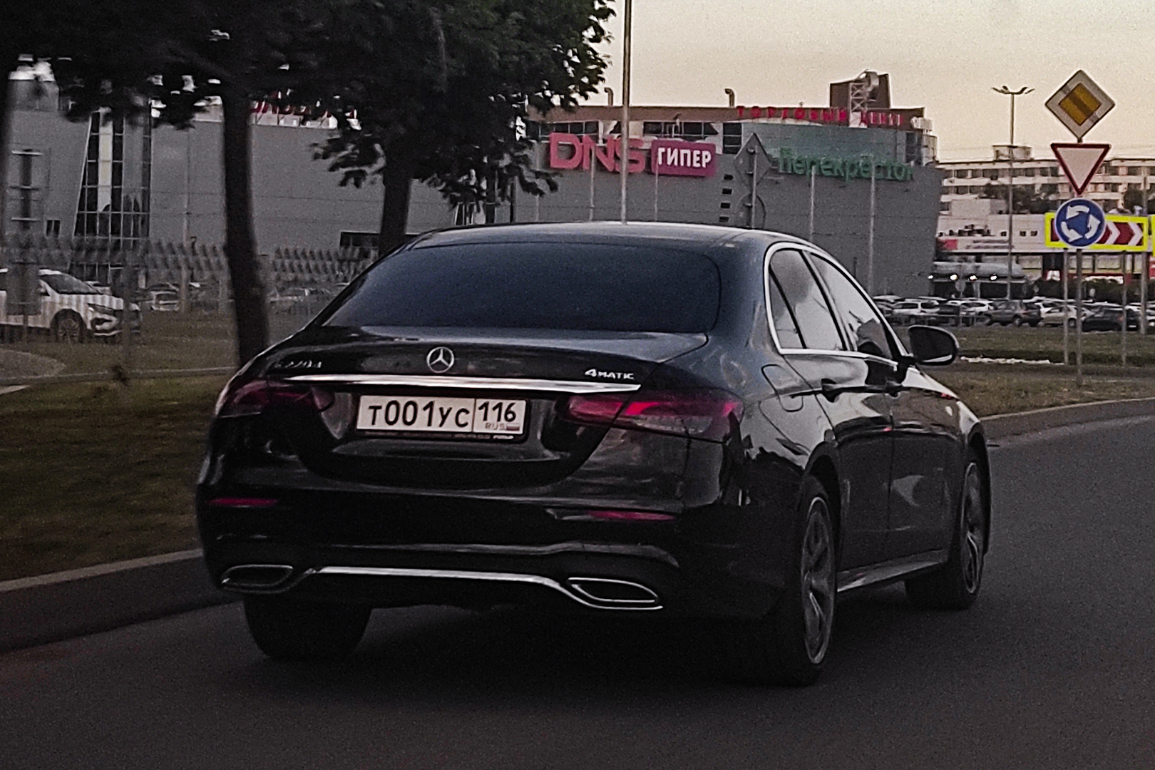 т 001 ус 116, Mercedes-Benz E-Klasse 5th gen Sedan (V213/W213), facelift, 2020­–2023