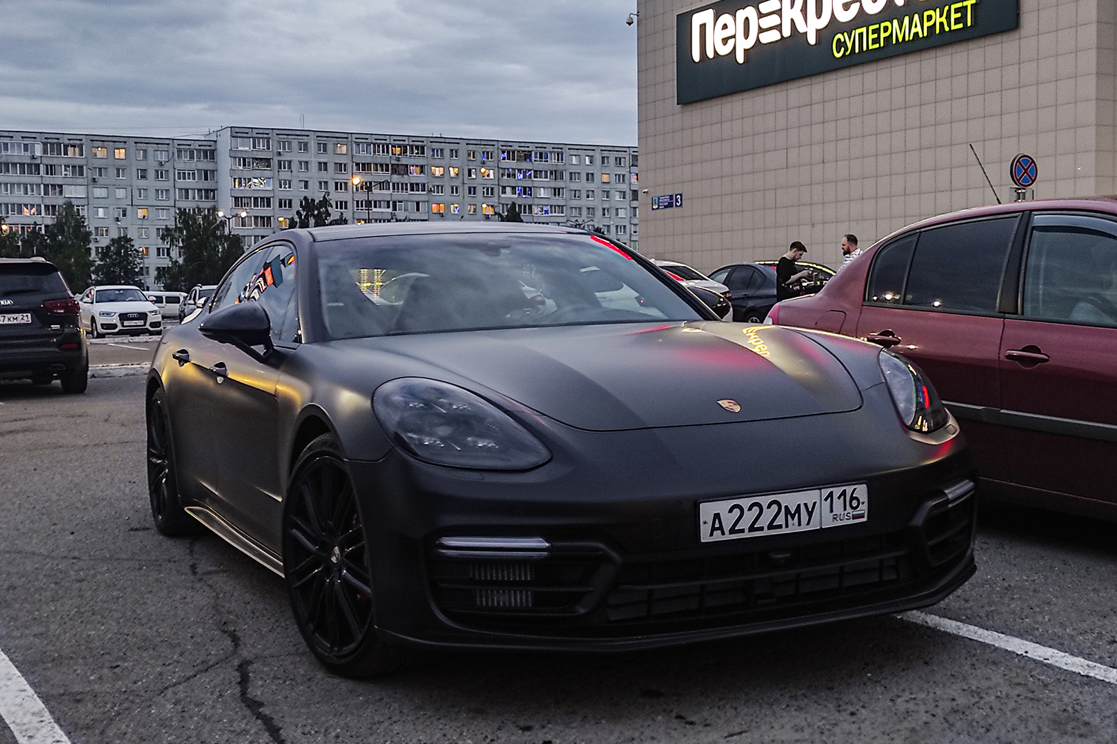 а 222 му 116, Porsche Panamera 2nd gen Fastback (971), 2016–2023