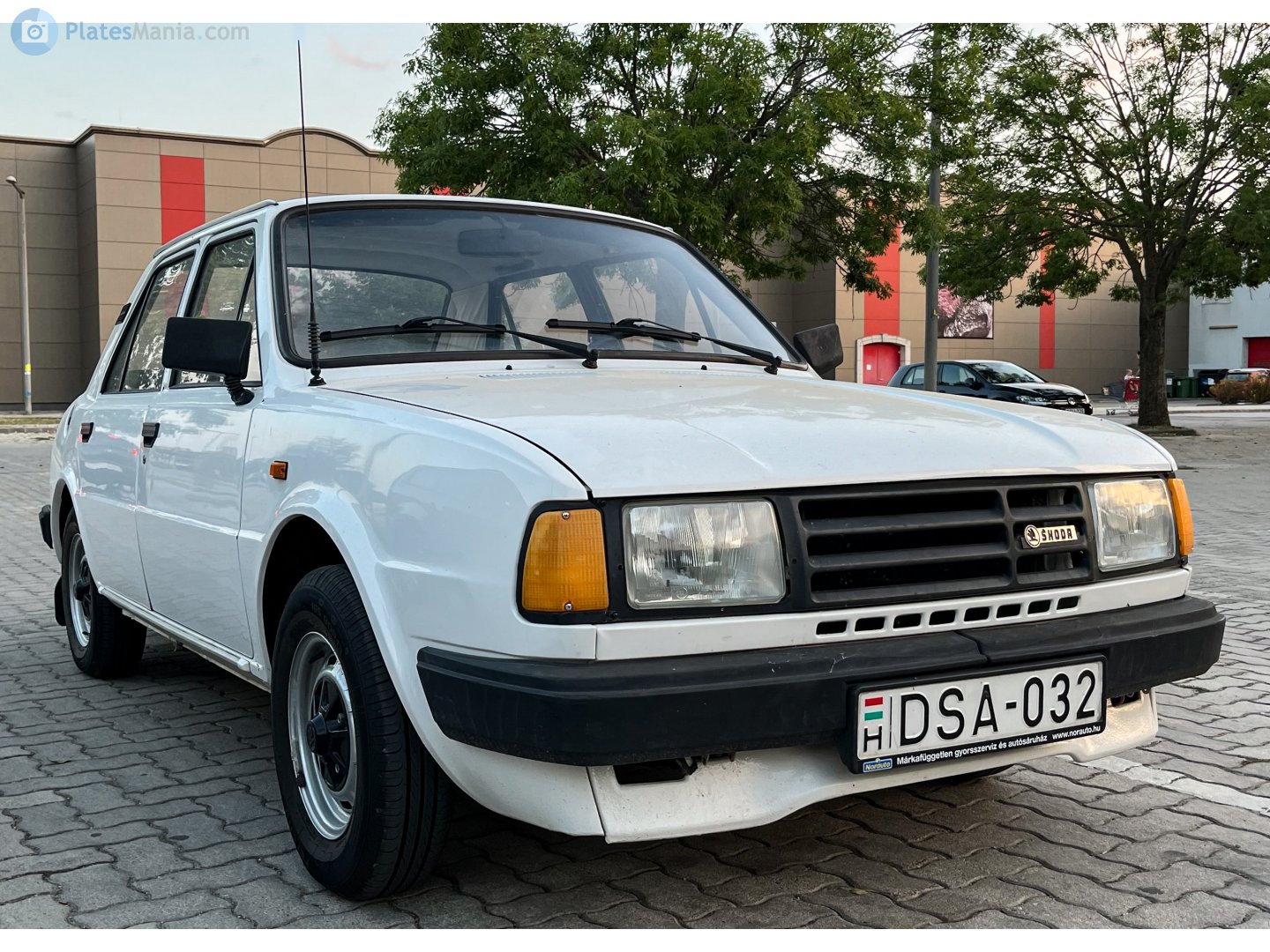 DSA-032, Skoda 120 2nd gen 120L, 1988–1989