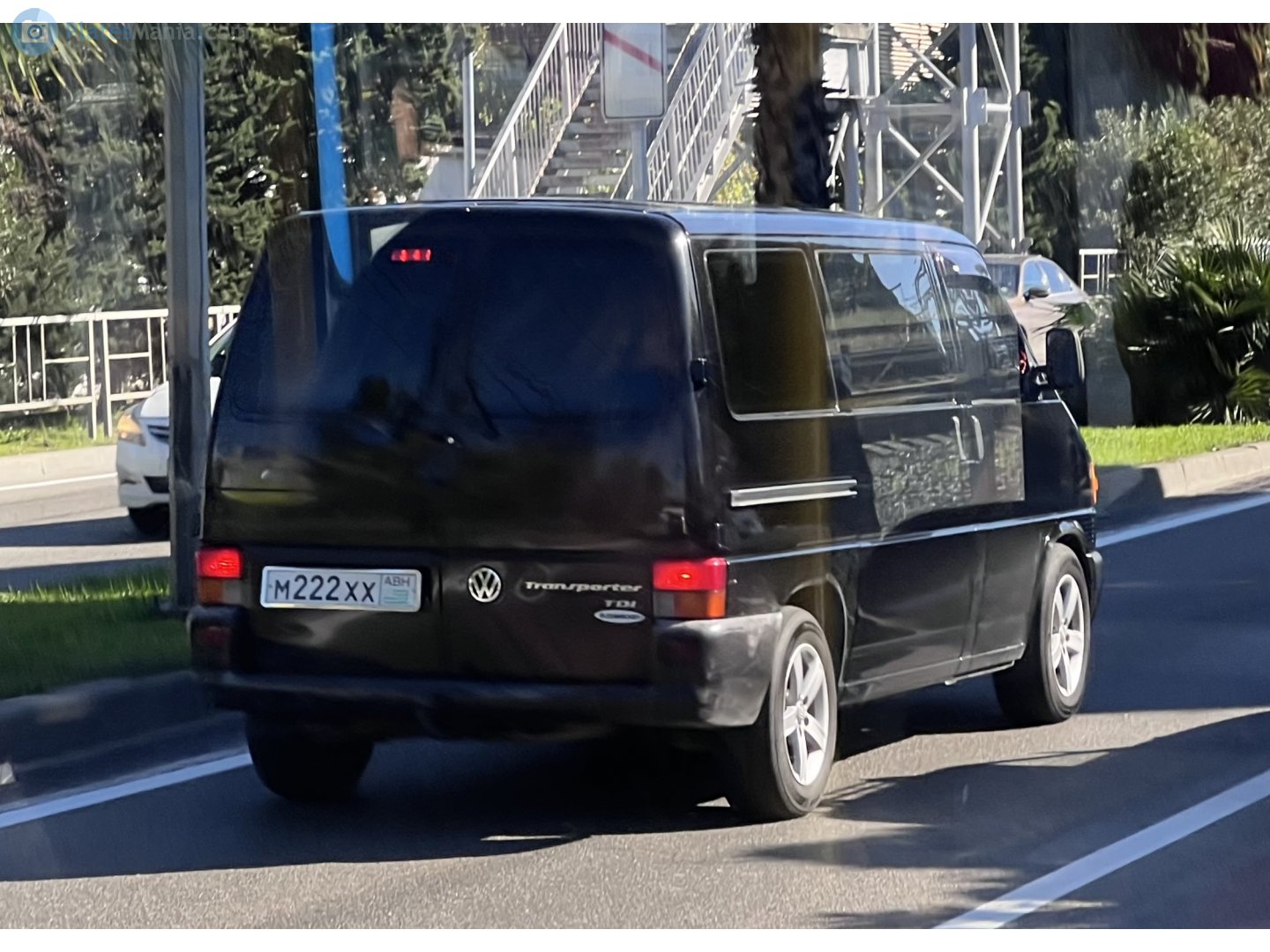м 222 хх, Volkswagen Transporter 4th gen Van (T4) (70/7D), 1990–2003