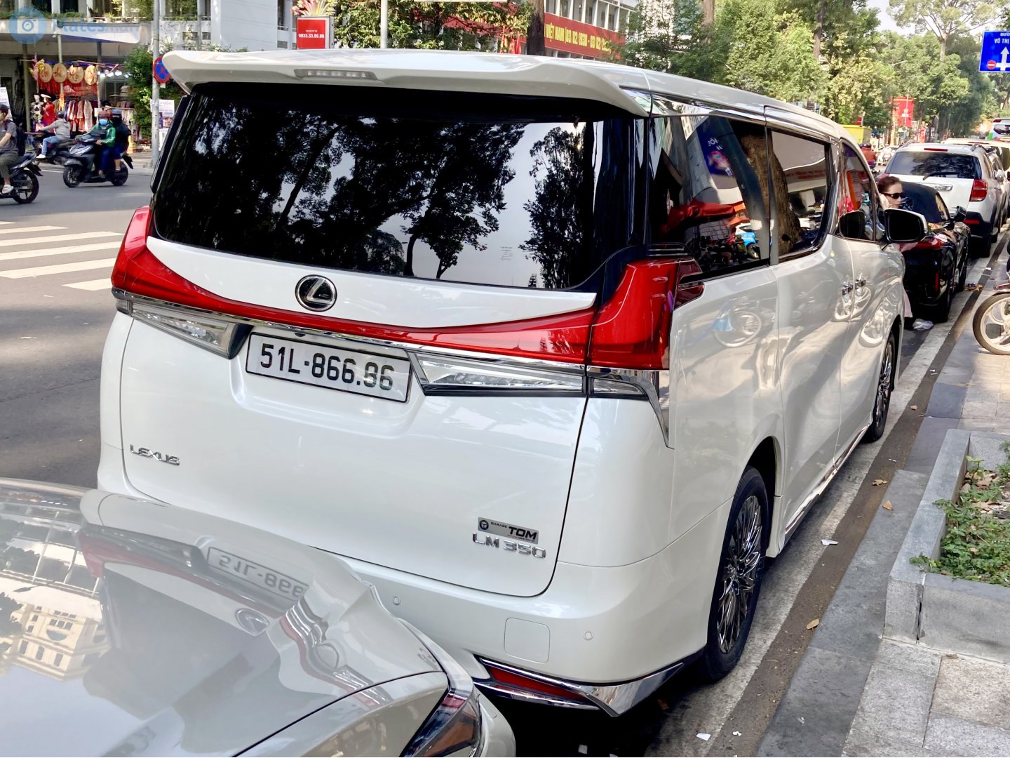 51L-866.96, Lexus LM 2nd gen (AW10), 2023–