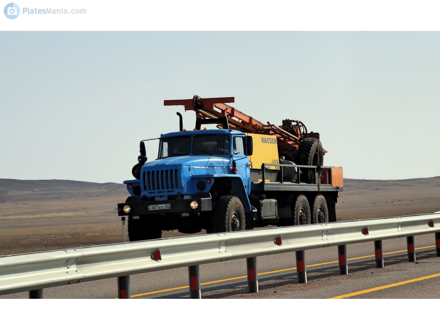 407 AXI 02, Ural (UralAZ) 4320/5557 43204 6×6, 1989–